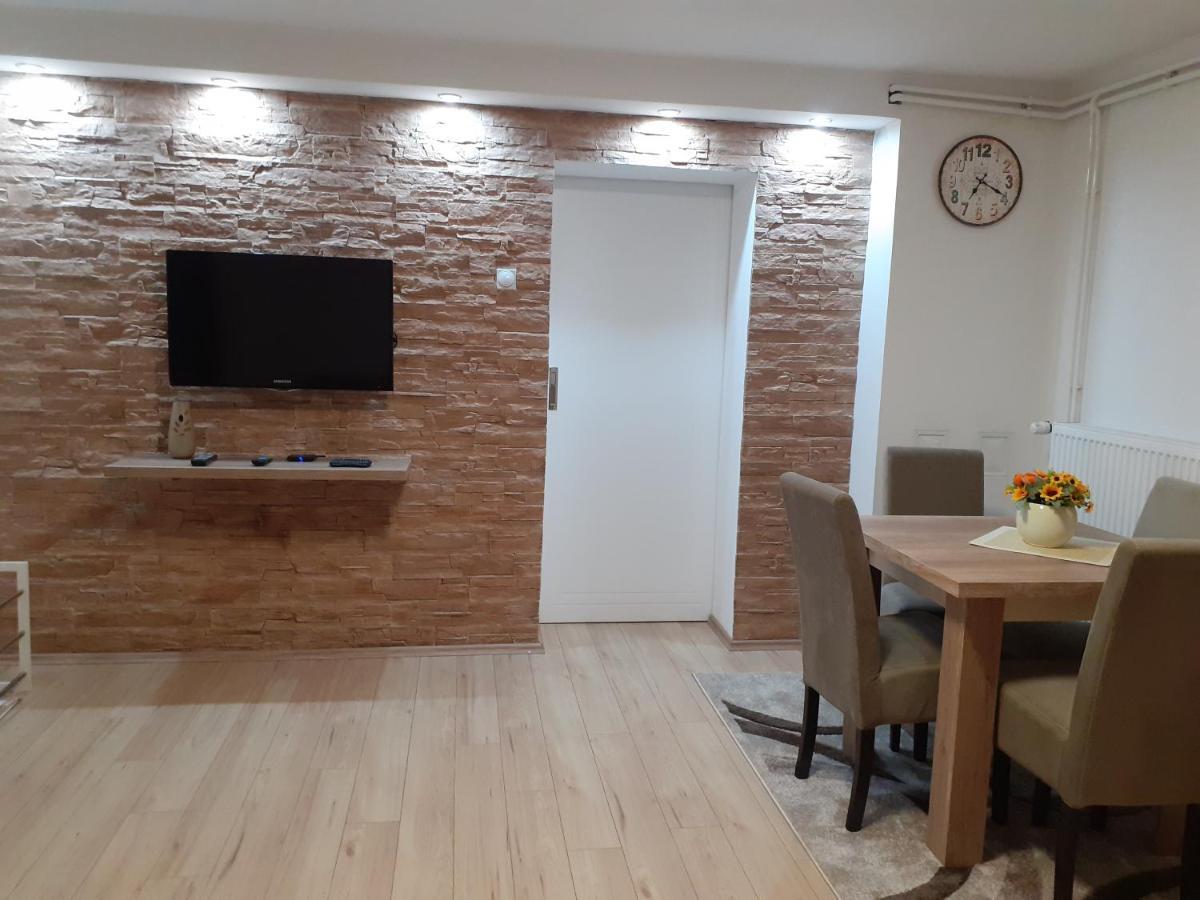 Apartman Nena Пирот Екстериор снимка
