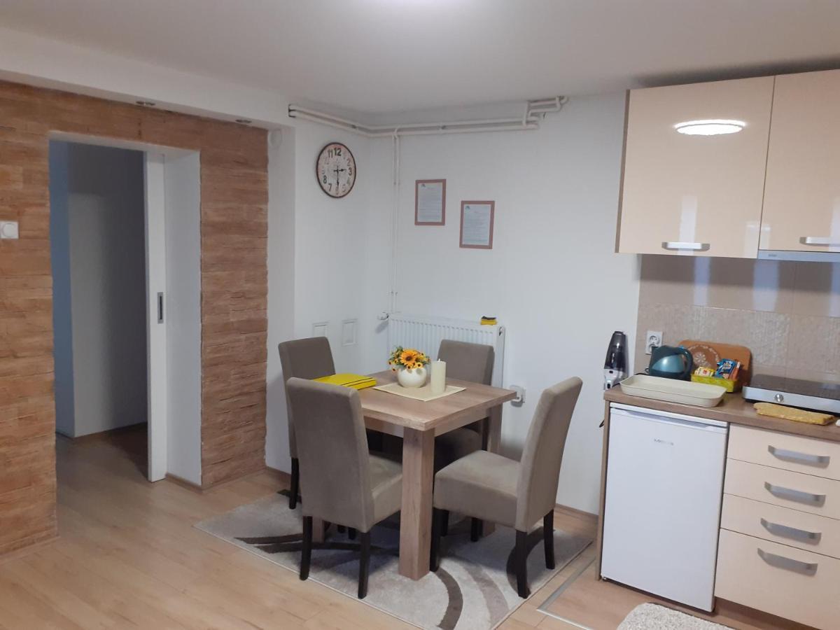 Apartman Nena Пирот Екстериор снимка